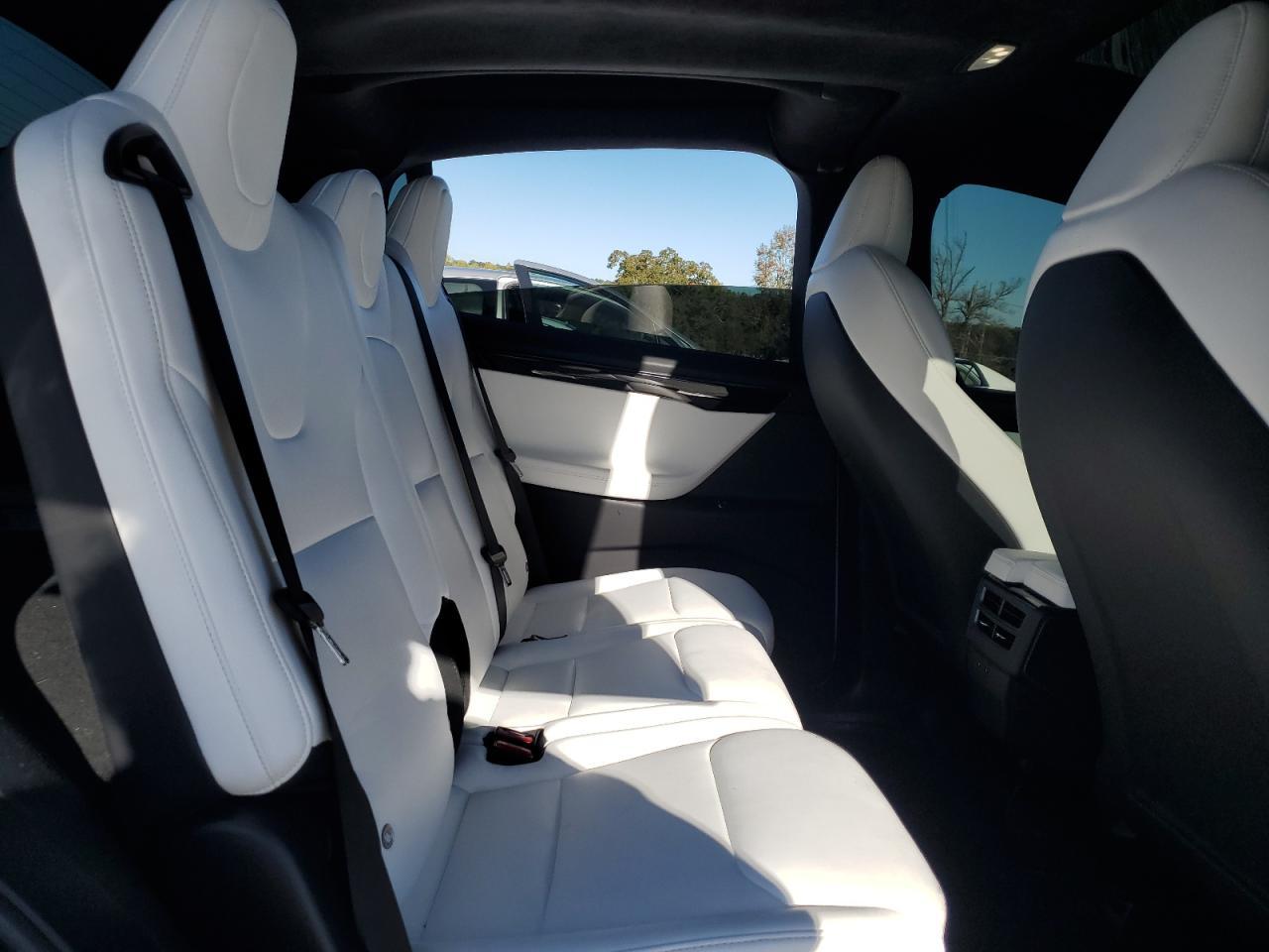 2021 TESLA MODEL X