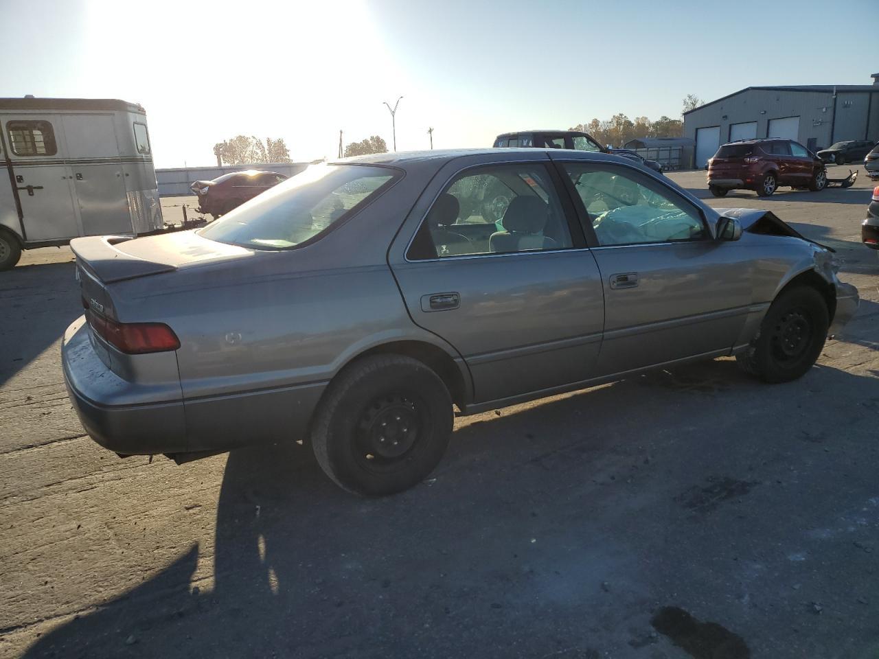 1997 TOYOTA CAMRY