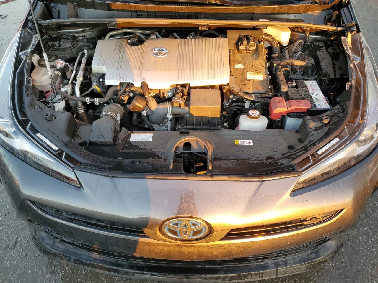 2022 TOYOTA PRIUS