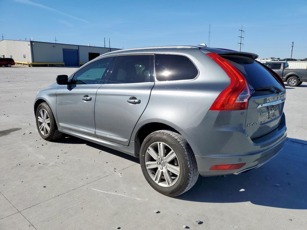 2017 VOLVO XC60