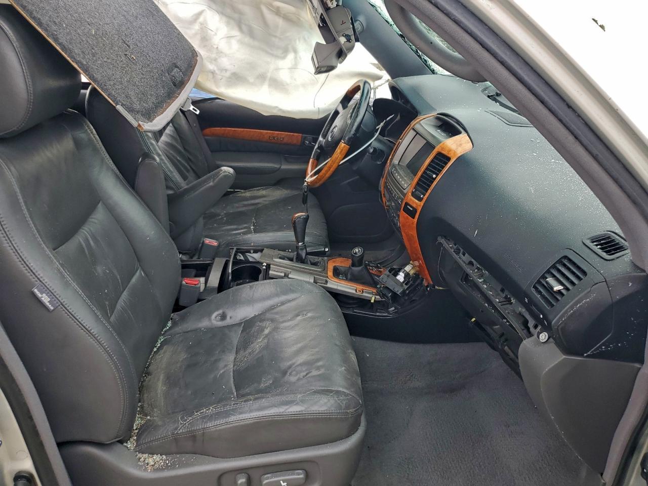 2004 LEXUS Gx 470