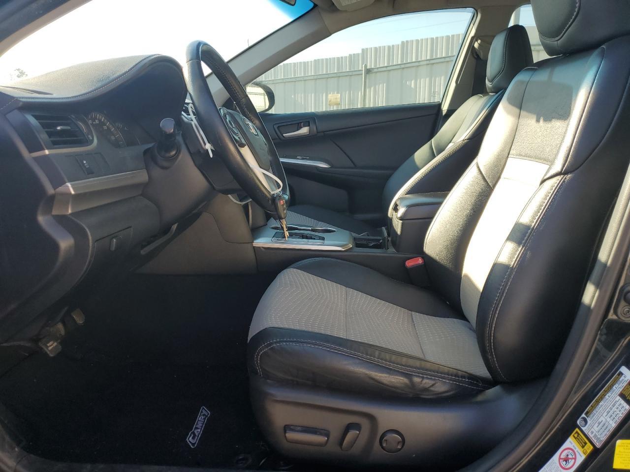 2014 TOYOTA CAMRY