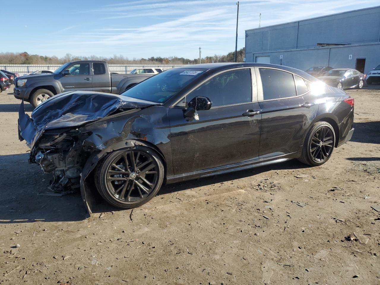 2025 TOYOTA CAMRY