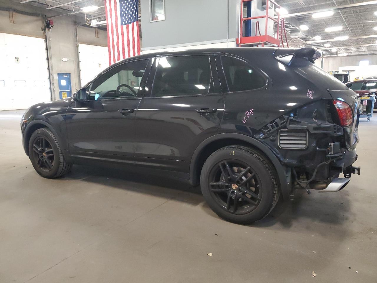 2014 PORSCHE CAYENNE