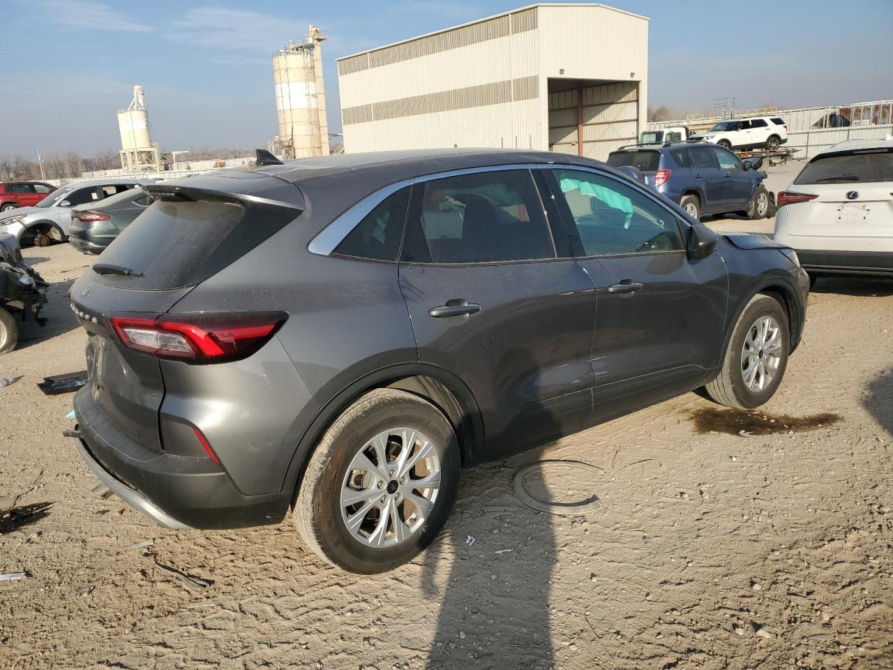 2023 FORD ESCAPE