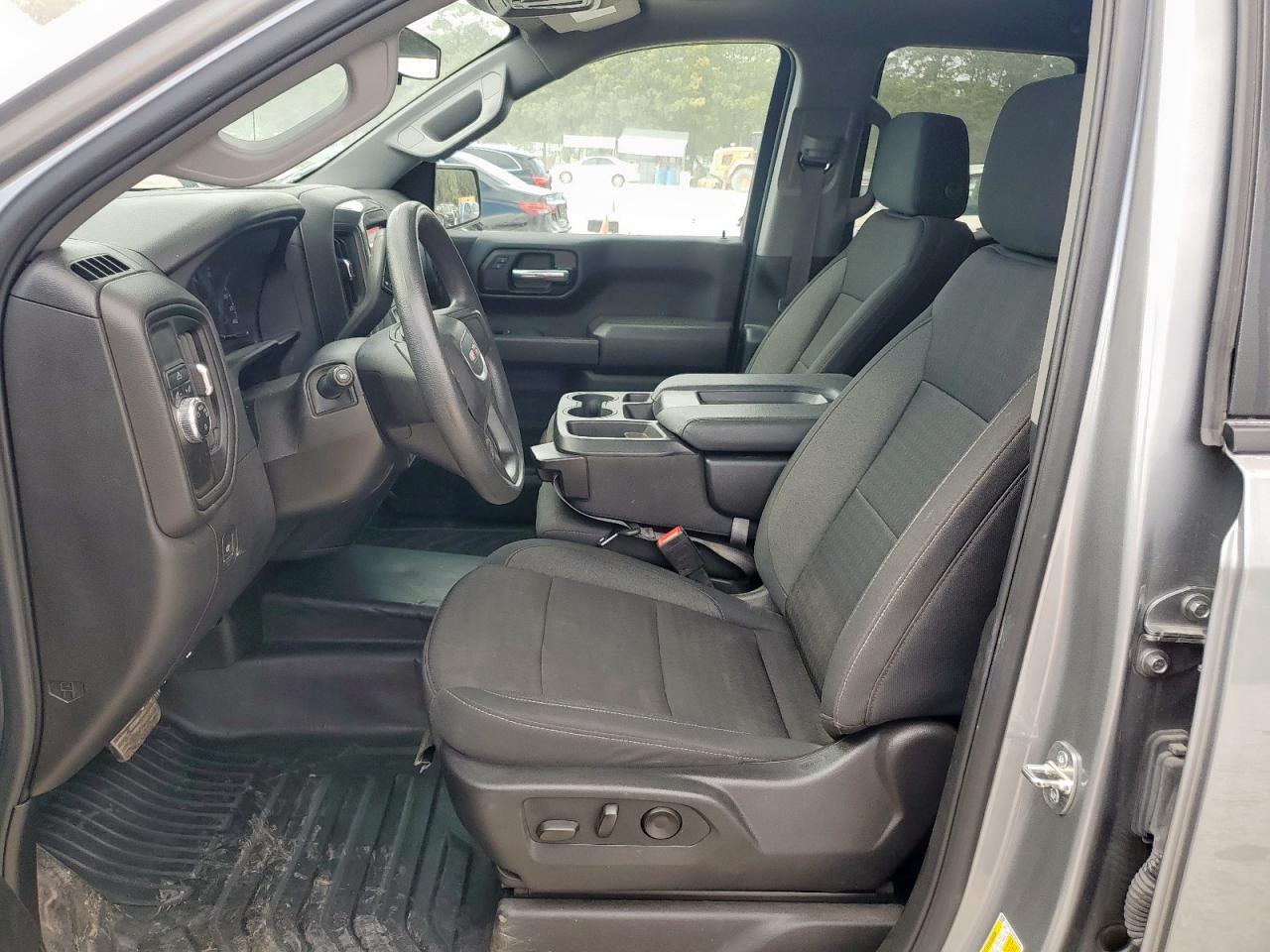 2024 GMC Sierra