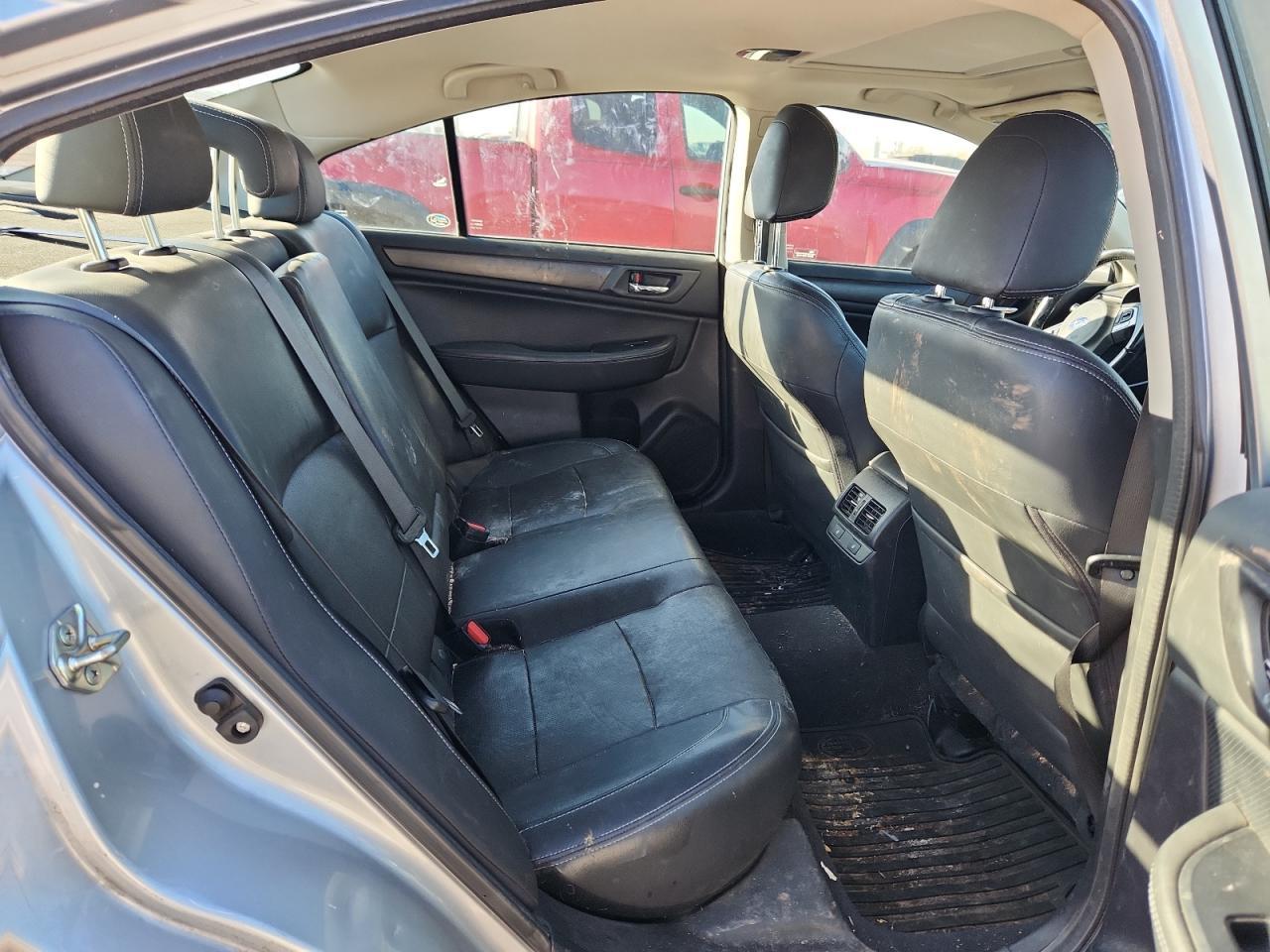 2016 SUBARU Legacy