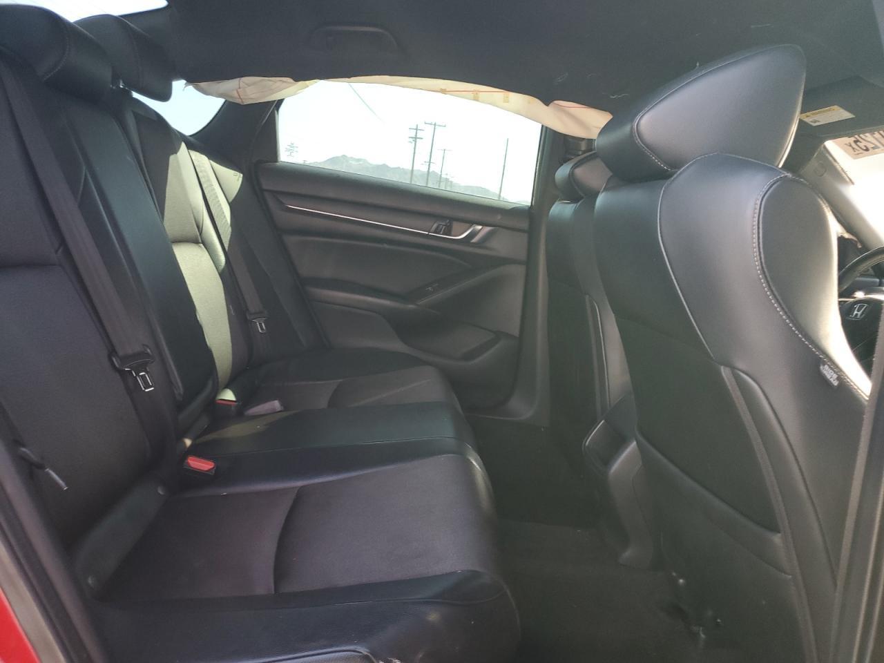 2018 HONDA ACCORD