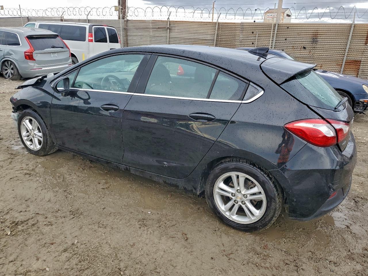 2017 CHEVROLET CRUZE