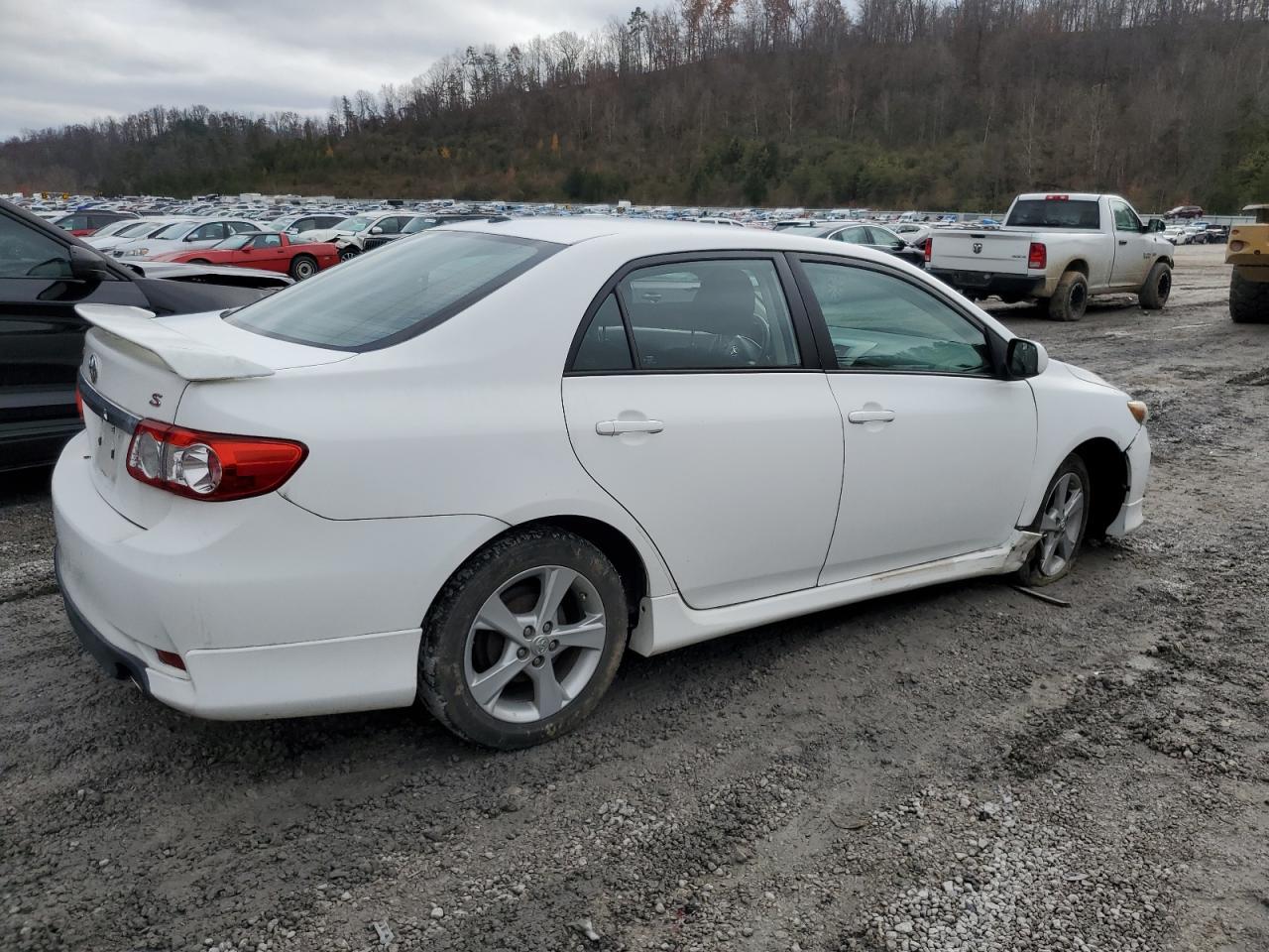 2011 TOYOTA COROLLA