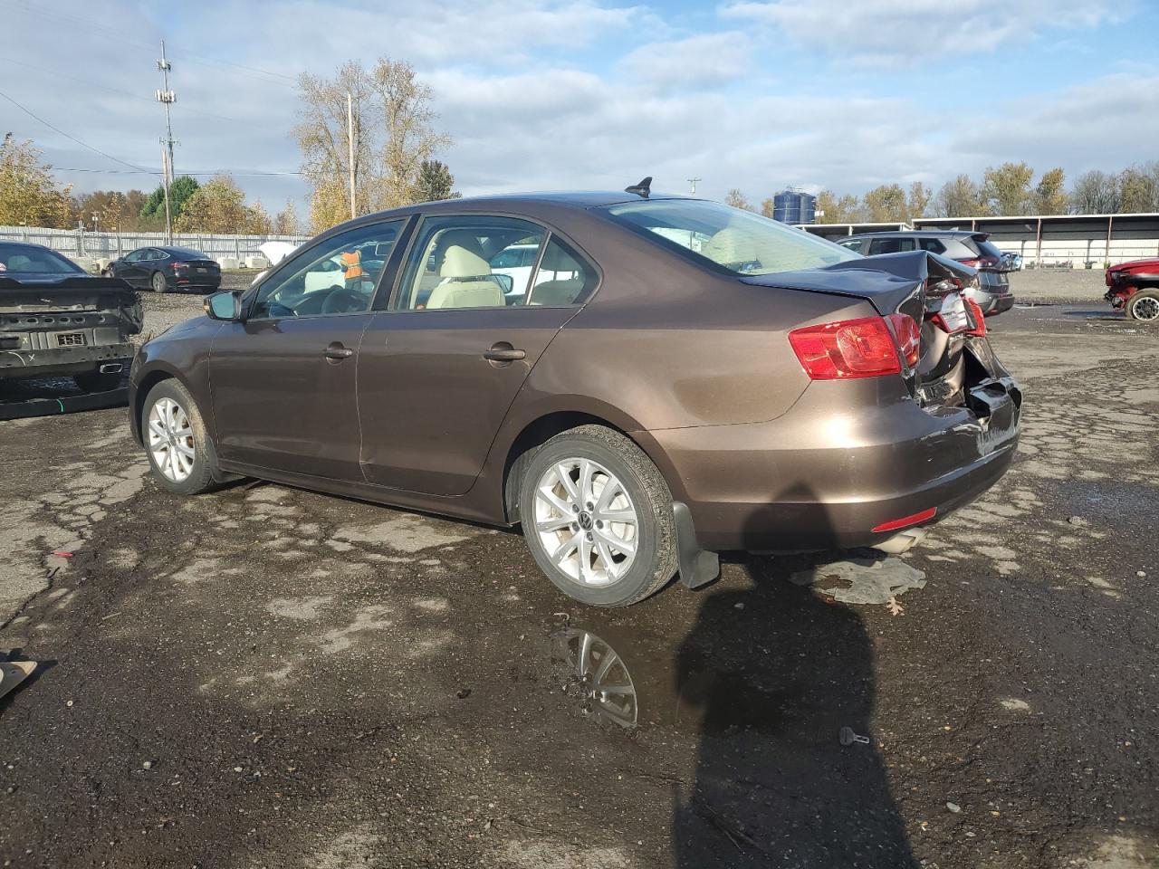2011 VOLKSWAGEN JETTA