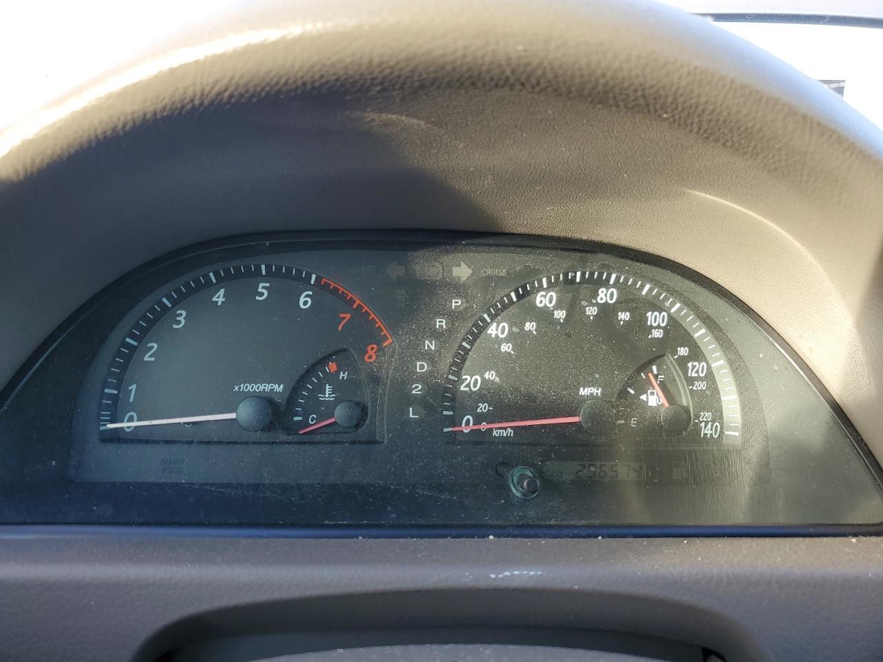 2004 TOYOTA CAMRY