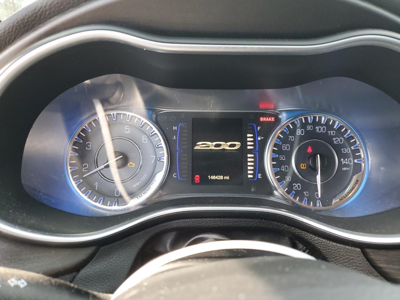 2016 CHRYSLER 200