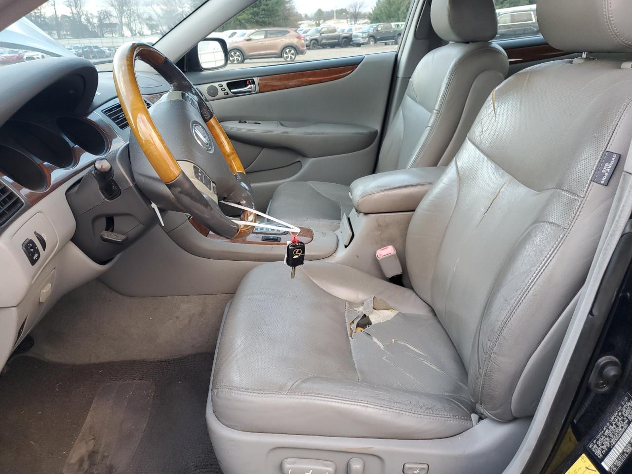 2005 LEXUS ES 330