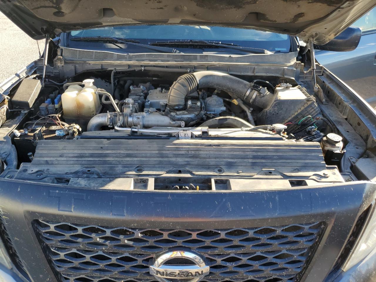 2017 NISSAN Titan