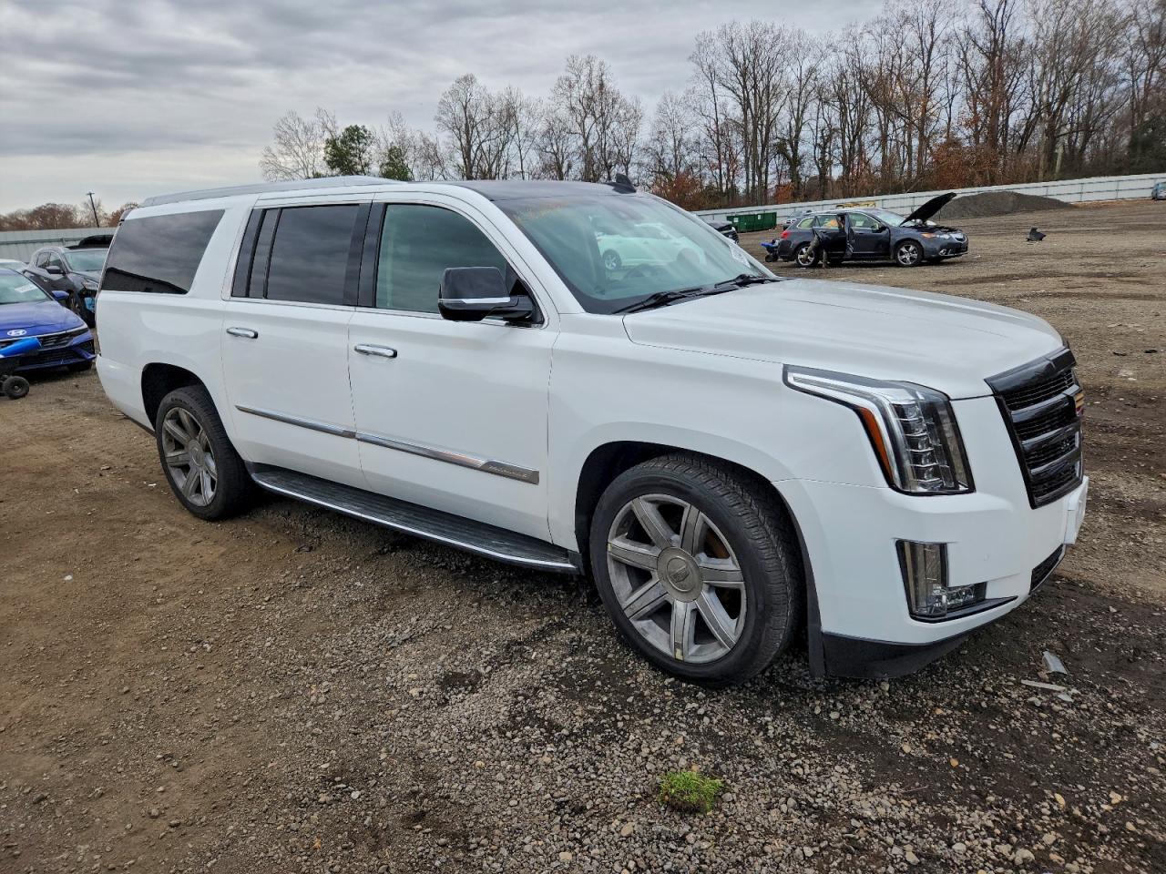 2016 CADILLAC Escalade ESV