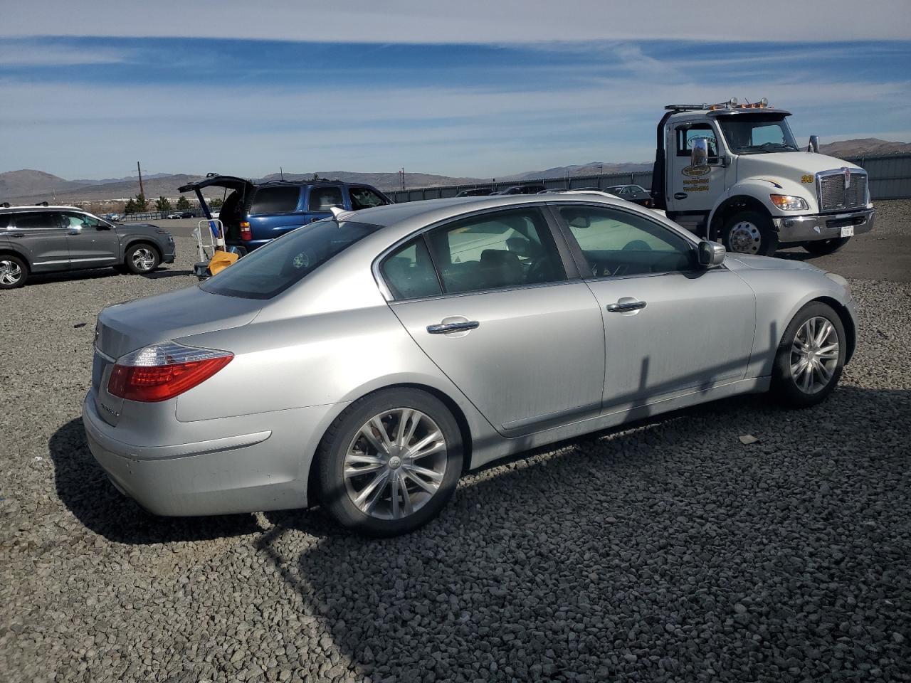 2009 HYUNDAI GENESIS