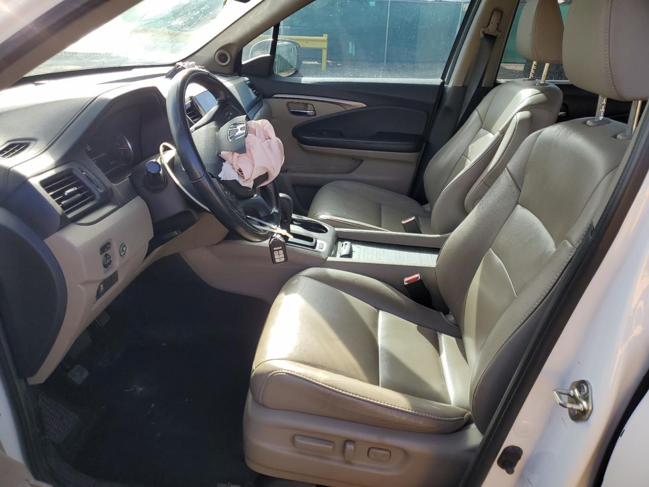 2020 HONDA PILOT