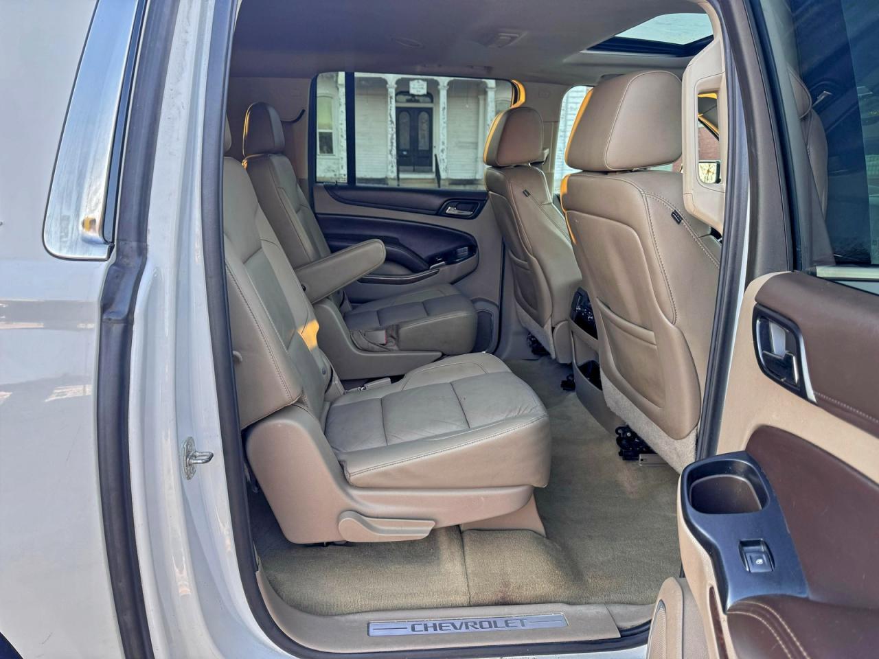 2015 CHEVROLET Suburban