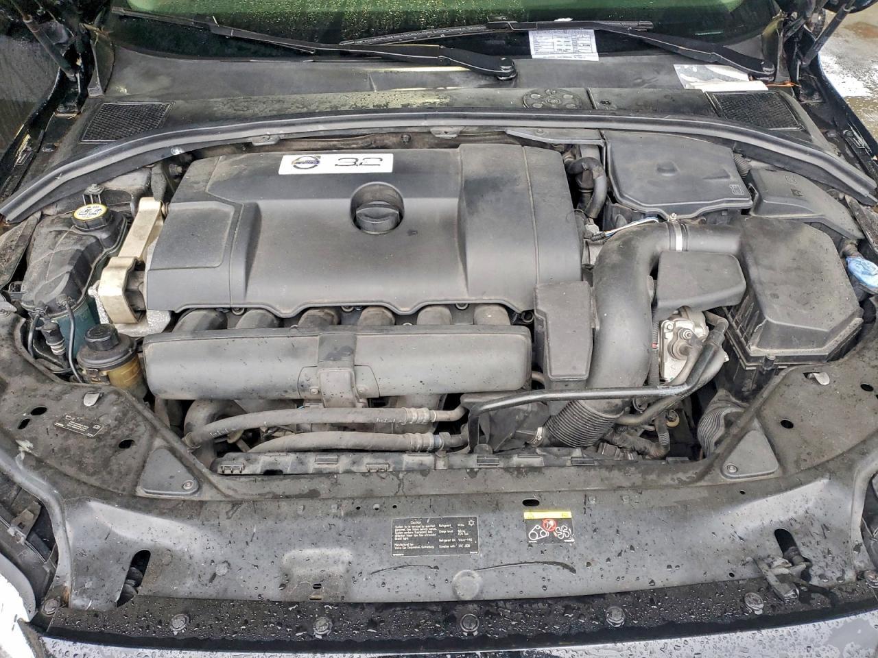 2010 VOLVO XC70