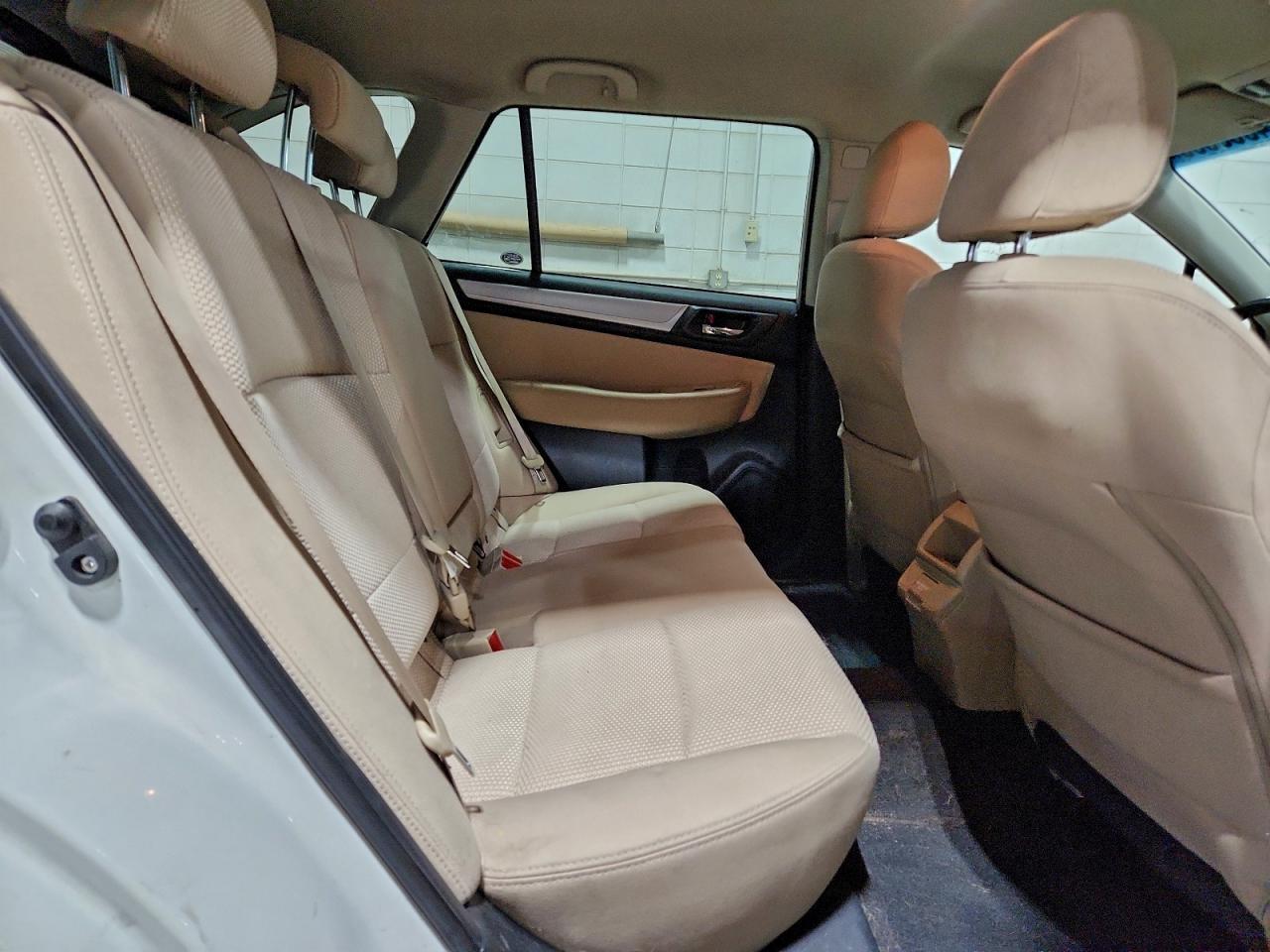 2018 SUBARU Outback