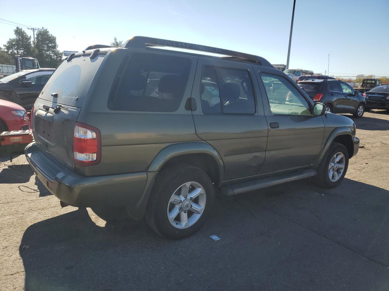 2004 NISSAN PATHFINDER
