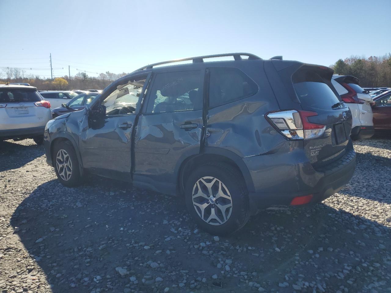 2023 SUBARU FORESTER