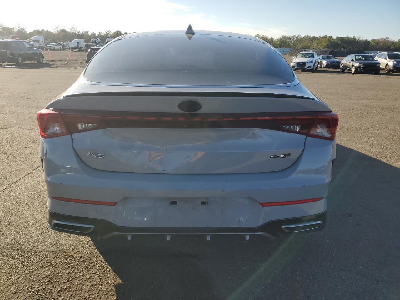 2021 KIA K5