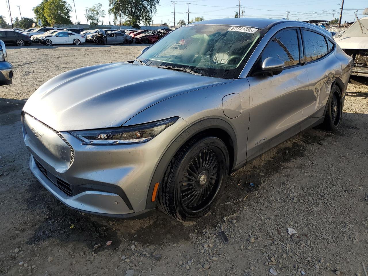 2021 FORD Mustang Mach-E