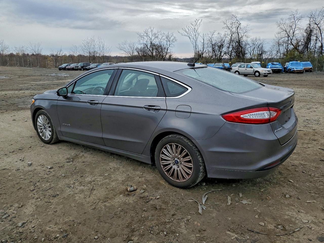 2013 FORD FUSION