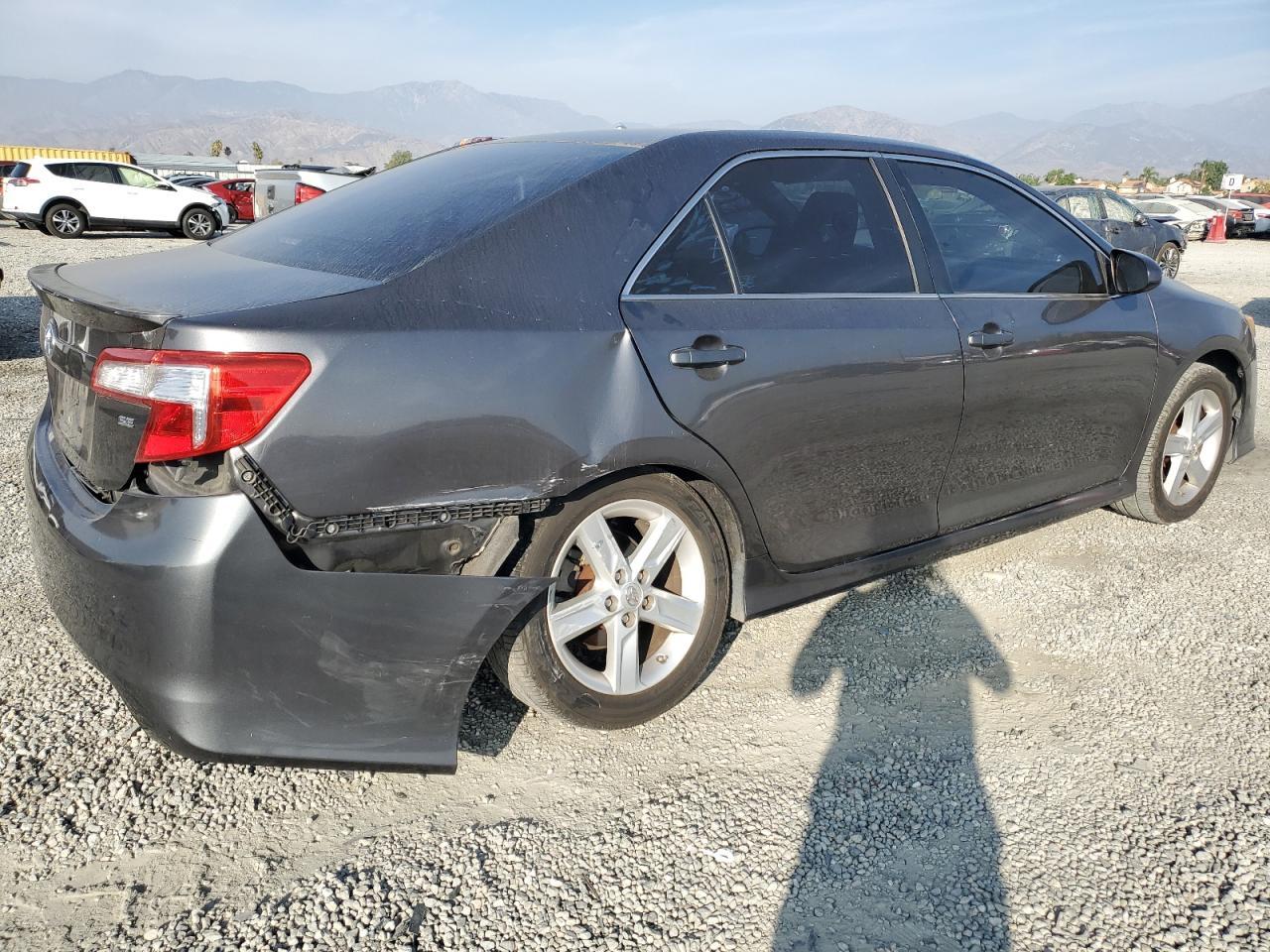 2014 TOYOTA CAMRY