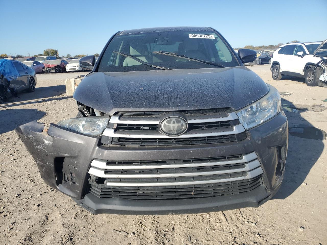 2017 TOYOTA HIGHLANDER