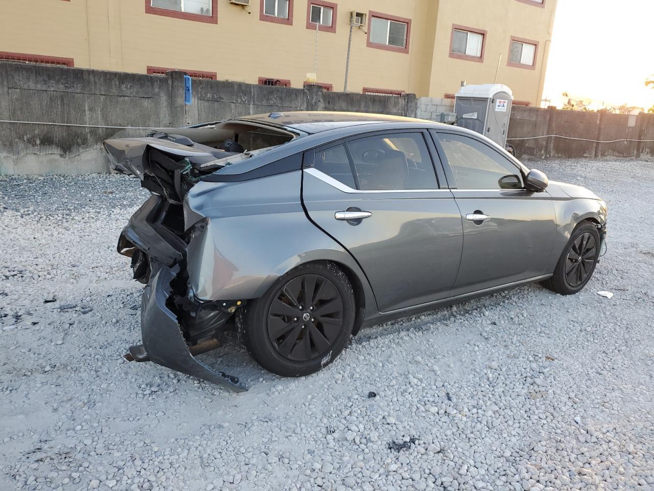 2019 NISSAN ALTIMA