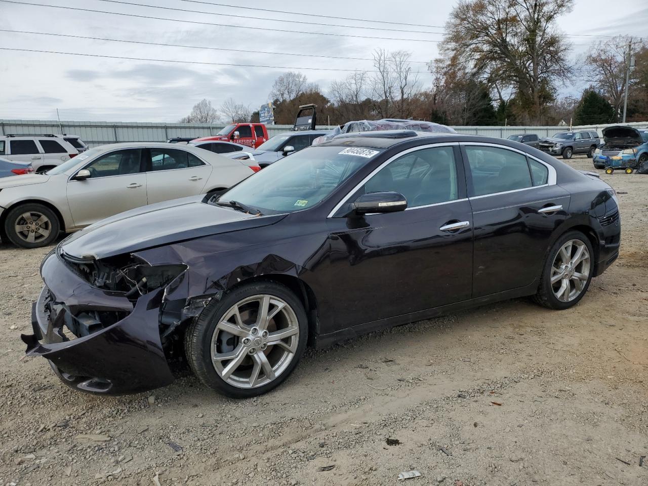 2012 NISSAN Maxima