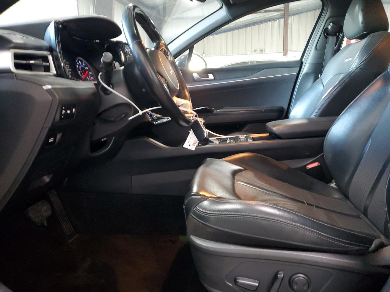 2022 KIA K5
