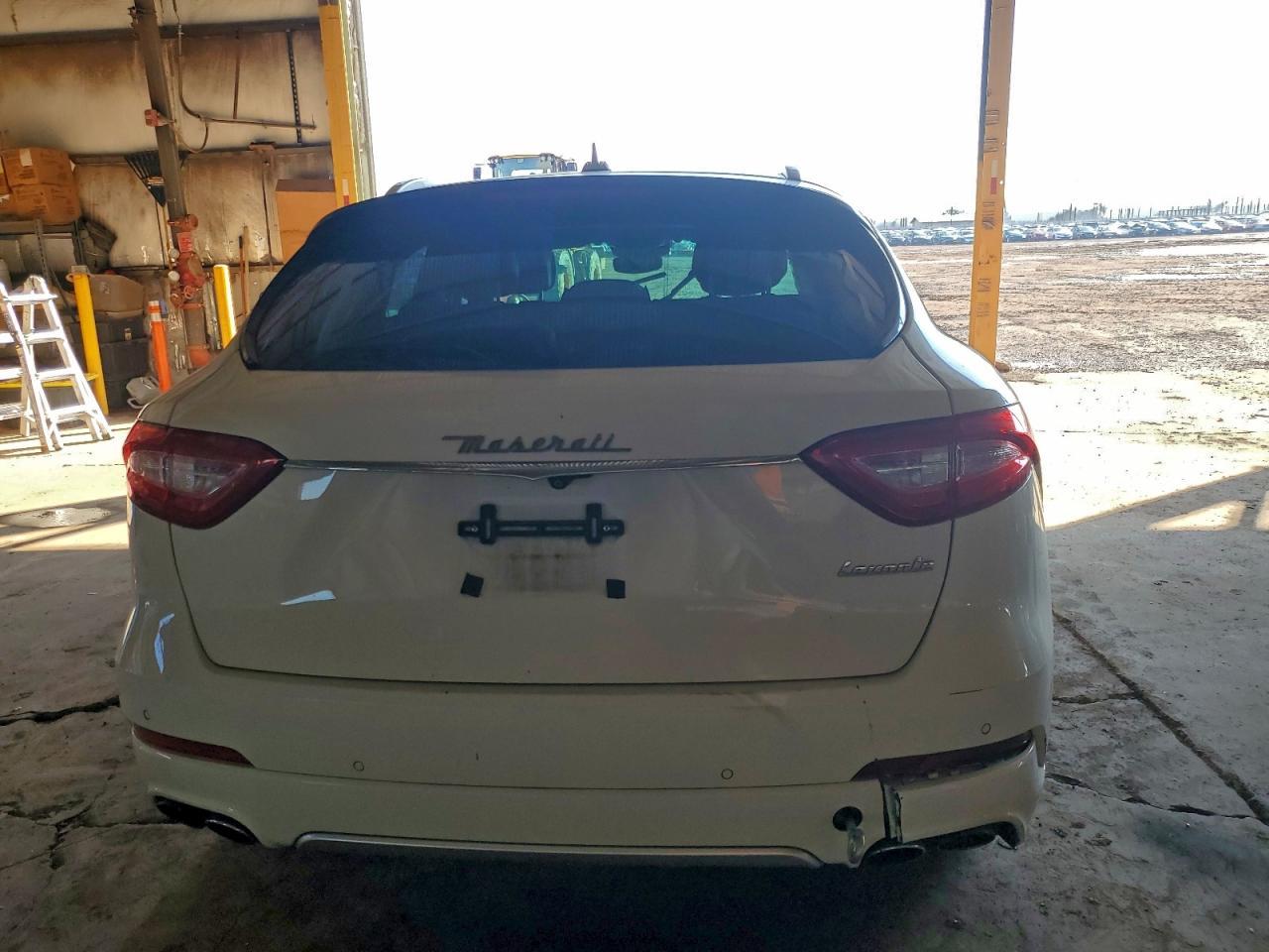 2017 MASERATI Levante