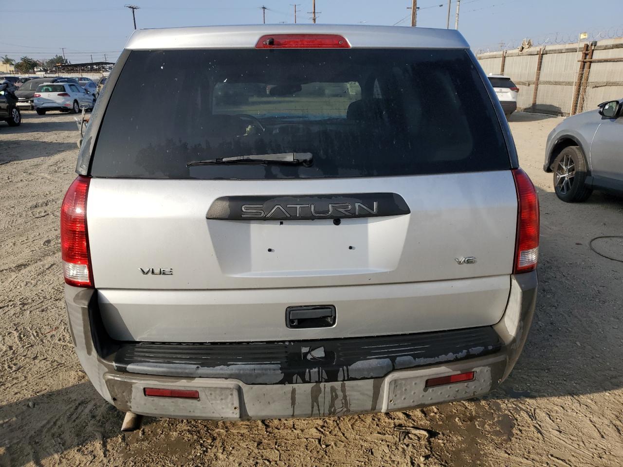 2004 SATURN Vue