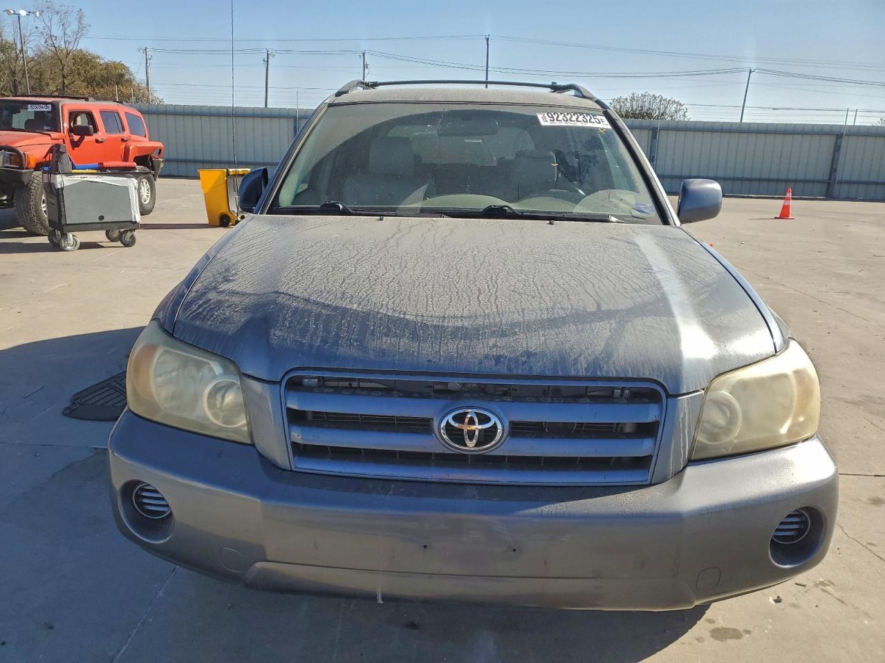 2005 TOYOTA HIGHLANDER