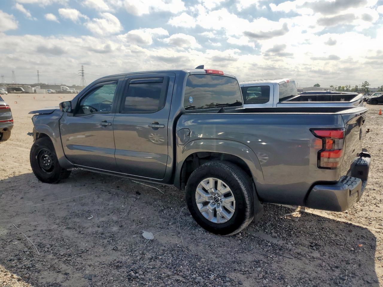 2023 NISSAN Frontier