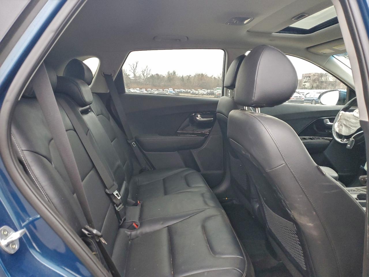 2017 KIA Niro