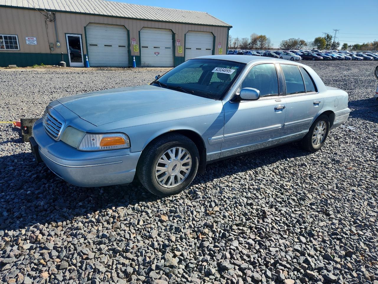 2003 FORD Crown Victoria