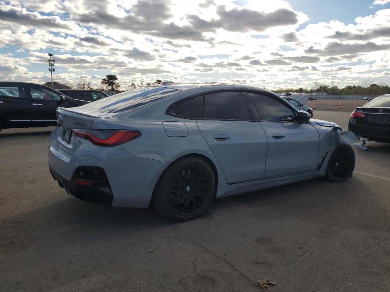 2022 BMW M440i