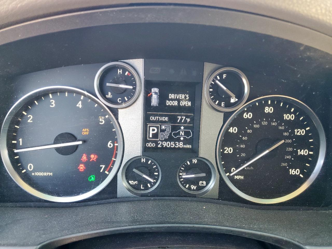 2013 LEXUS LX 570