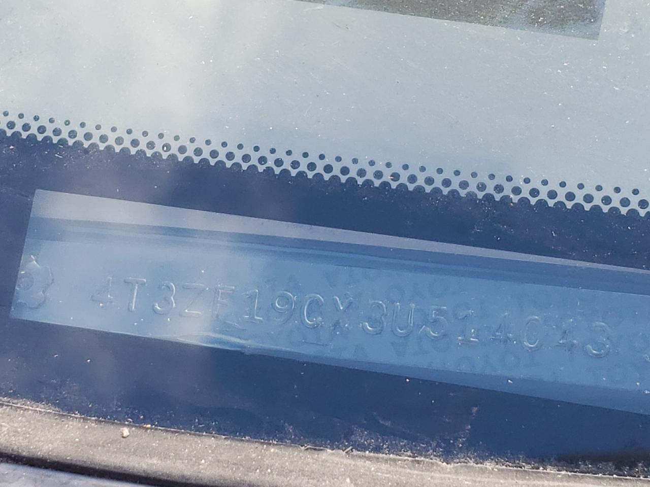 2003 TOYOTA SIENNA