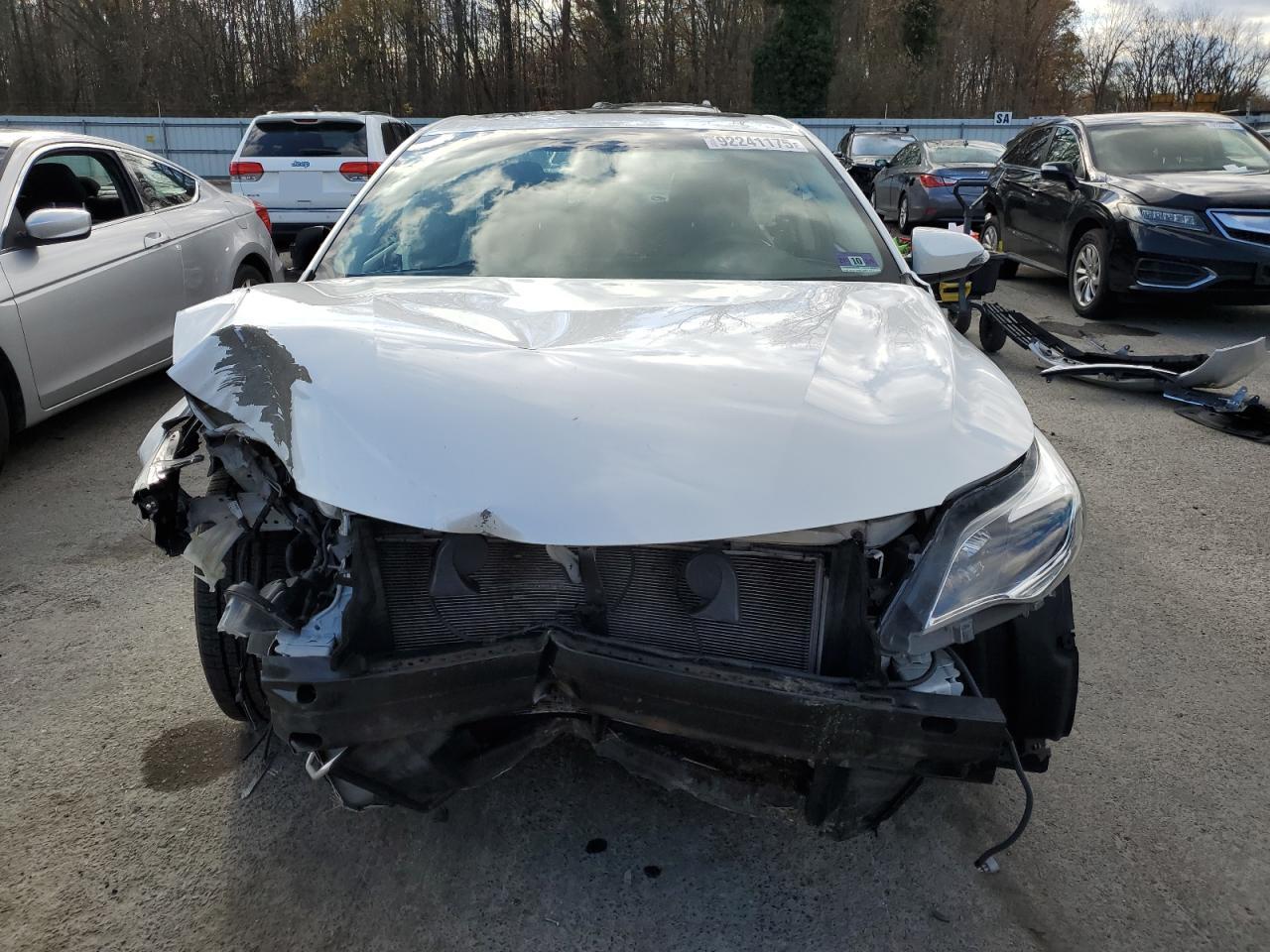 2013 TOYOTA Avalon
