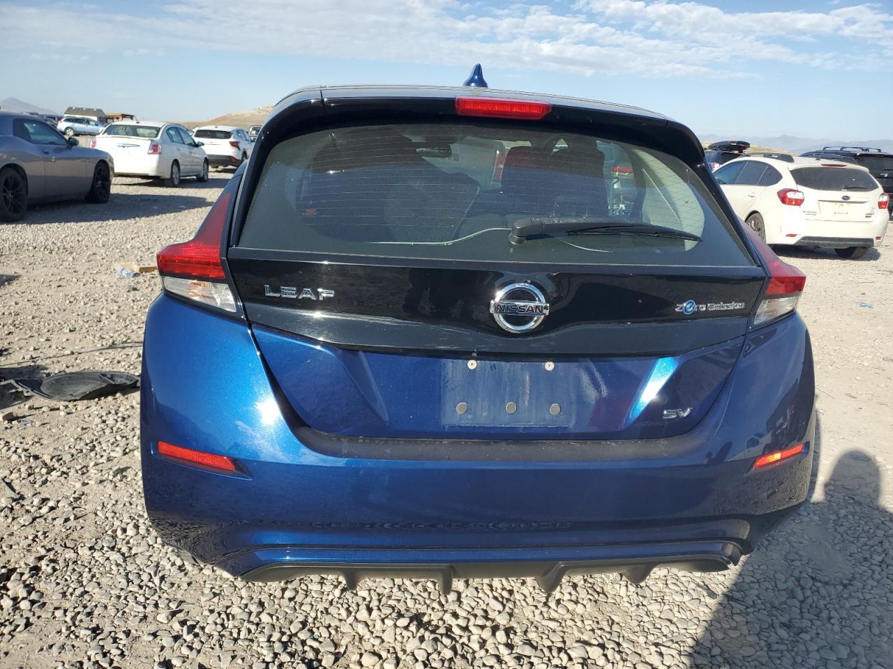 2018 NISSAN LEAF