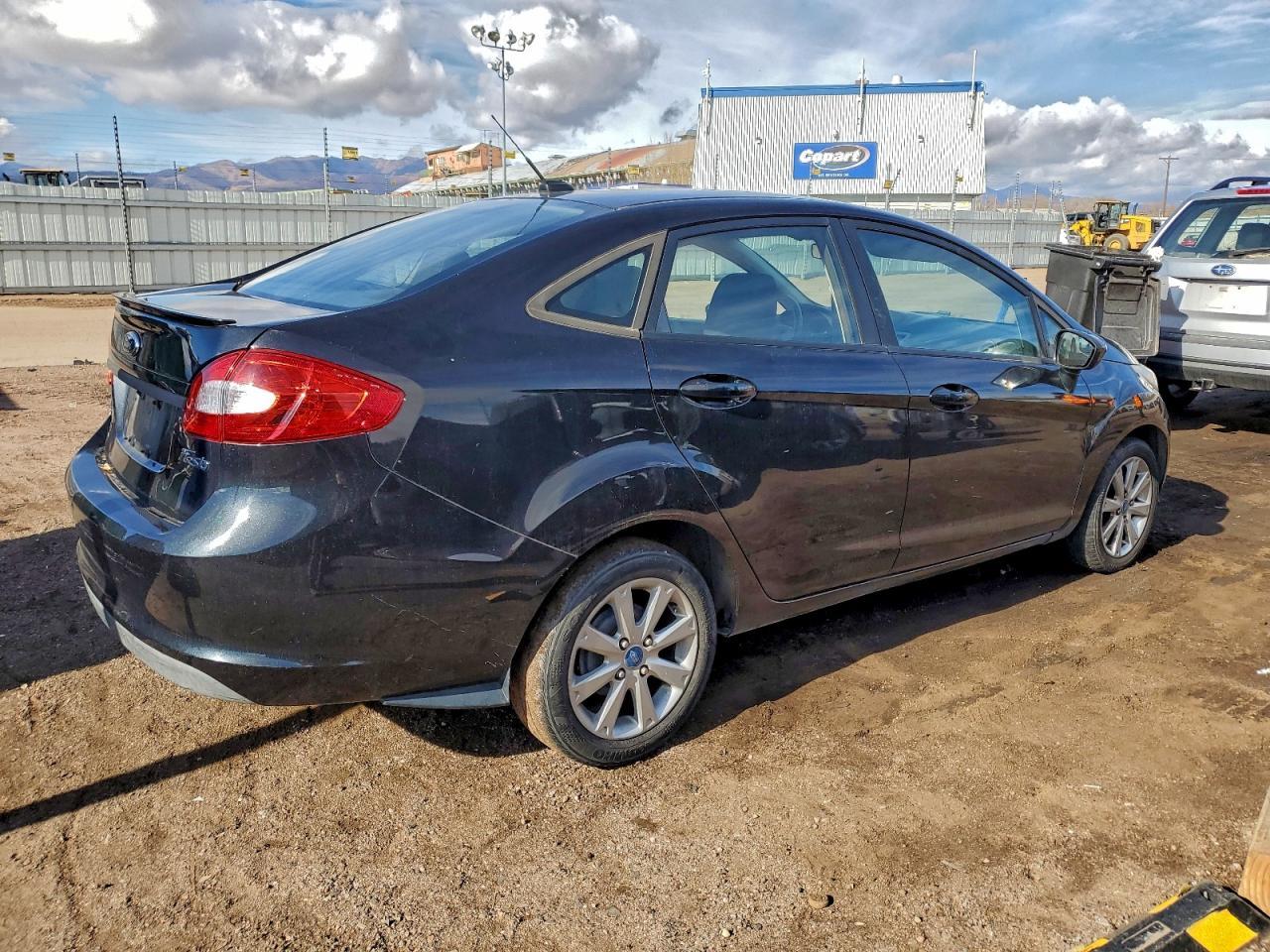2011 FORD Fiesta