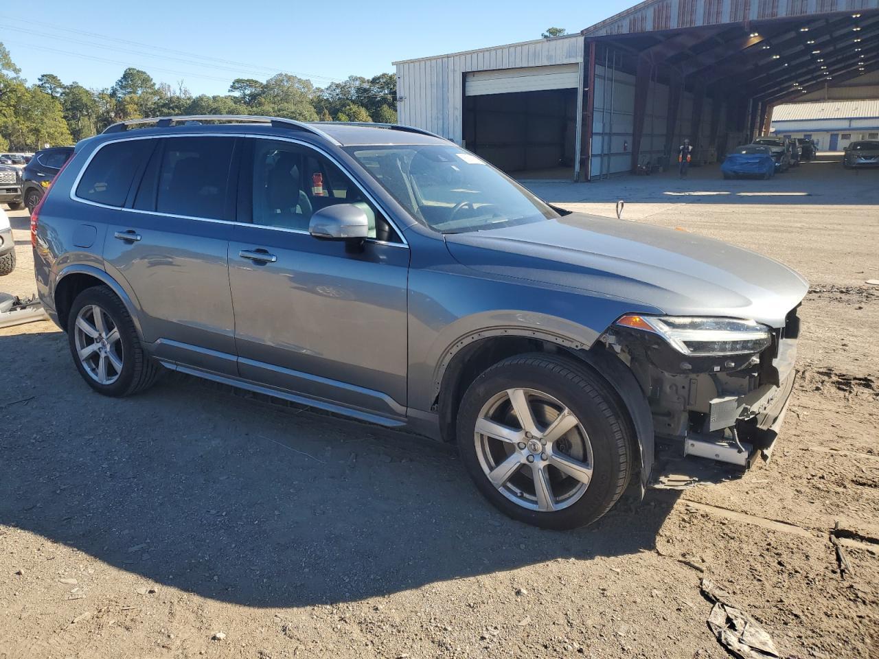 2016 VOLVO XC90