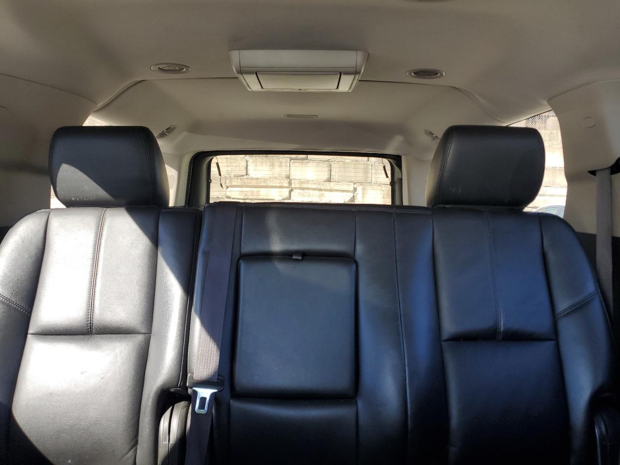 2014 CHEVROLET Suburban