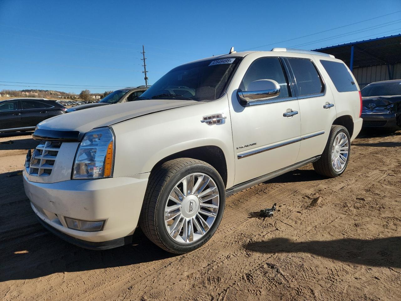 2011 CADILLAC ESCALADE